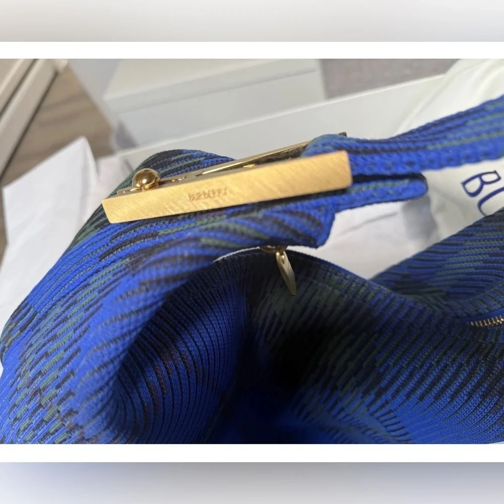 Burberry Medium Duffle Bag Handbag Knit knight color authentic luxe blue gold